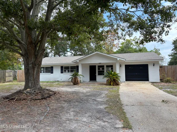 2509 Jackson Ave, Pascagoula, MS 39567