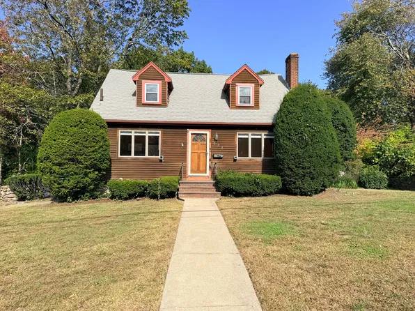 484 Elm St #0, Braintree, MA 02184
