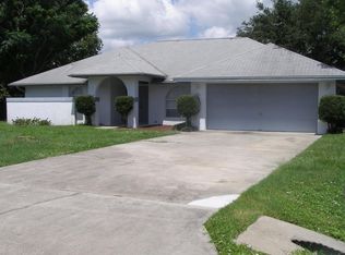 701 Chateau St SE, Palm Bay, FL 32909