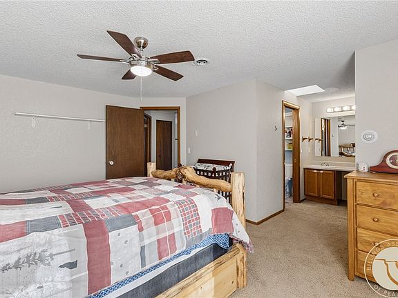 4th image of 775 Torch Dr