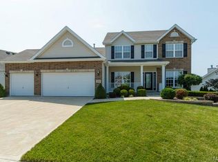255 Madison Park Dr, Saint Peters, MO 63376