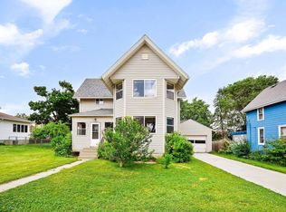 227 W Church St, Belleville, WI 53508