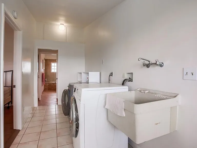 4402 Mount Lindsey Ave — Photo 55
