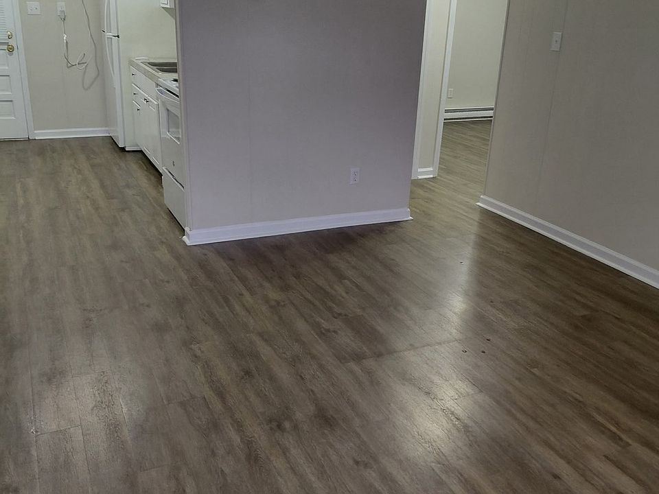 1st image of 902 Williford St #912