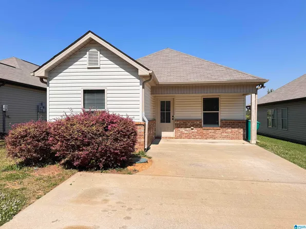 545 Kincaid Cove Ln, Odenville, AL 35120