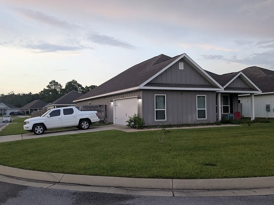 12514 Windsor Dr