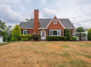 5803 Steubenville Pike, Mc Kees Rocks, PA