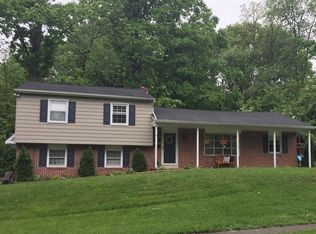 8700 Marshall Rd, Wyndmoor, PA 19038