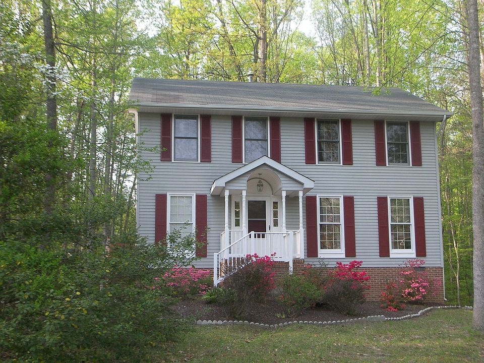 1st image of 10409 Chesterwood Dr