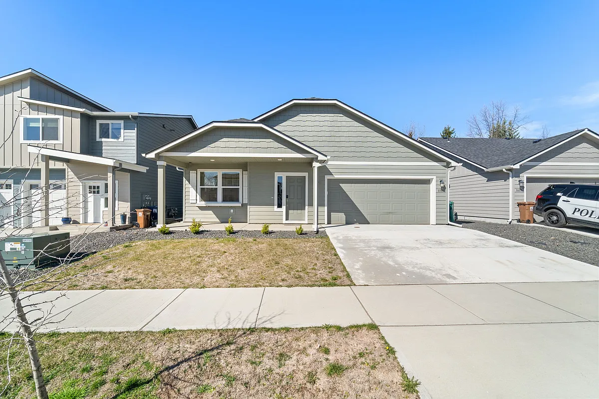 Building Photo - 8581 N Orchard Ln