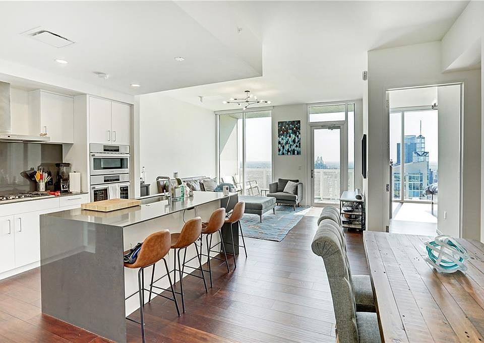 1st image of 301 West Ave #4604