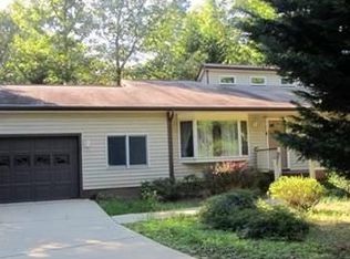 100 Mansion Ct, Locust Grove, VA 22508