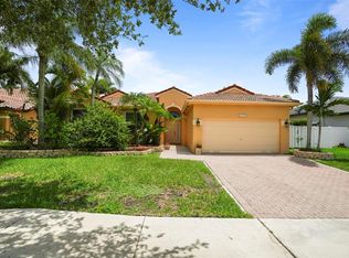 16332 N Segovia Cir, Fort Lauderdale, FL 33331