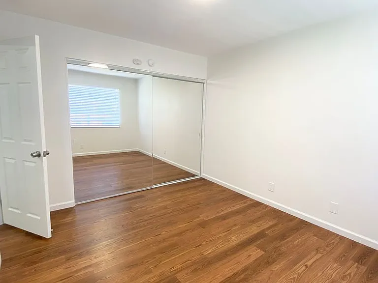 1025 N Lupine St — Photo 6