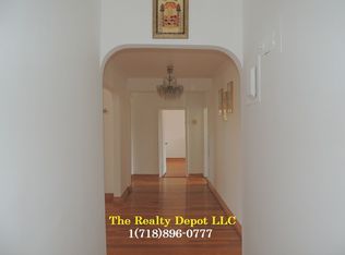 14127 Franklin Ave #2D, Flushing, NY 11355