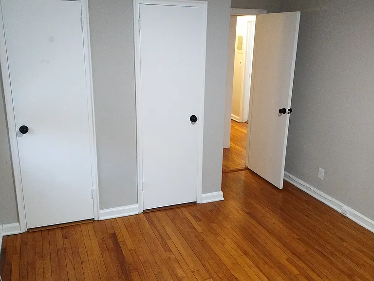 320 S Broadway #P1 — Photo 11