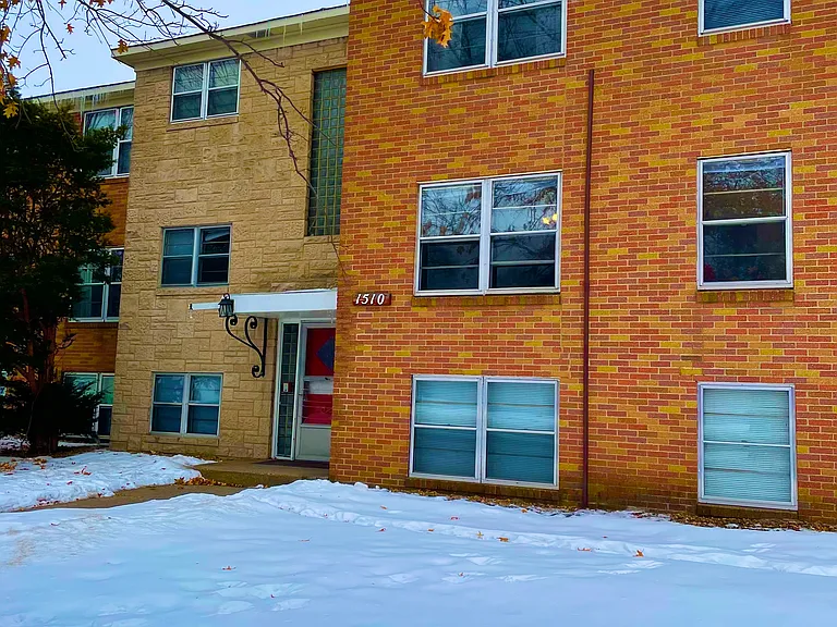 1510 Larpenteur Ave W #6 — Photo 2