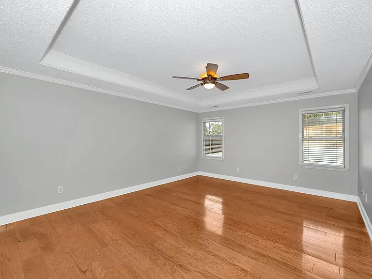 105 Wandering Ln — Photo 15