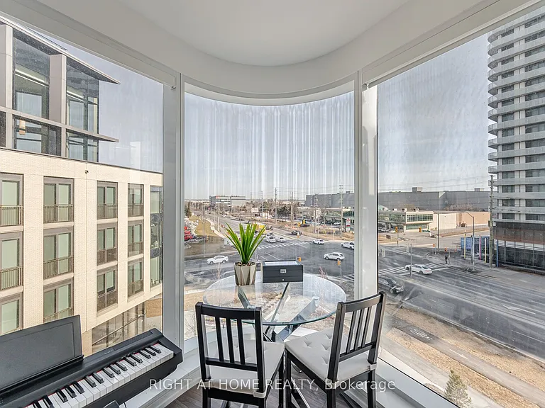 7890 Jane St #508 — Photo 32