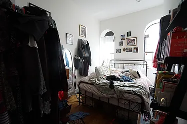 Rented by Rennit Inc.