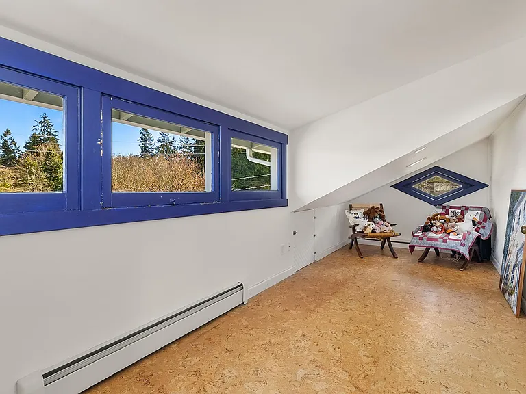 5671 Ward Ave NE — Photo 22