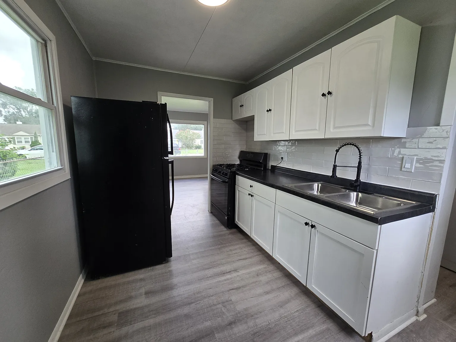 2 bed, 1200 sqft, $1,575 — Photo 1