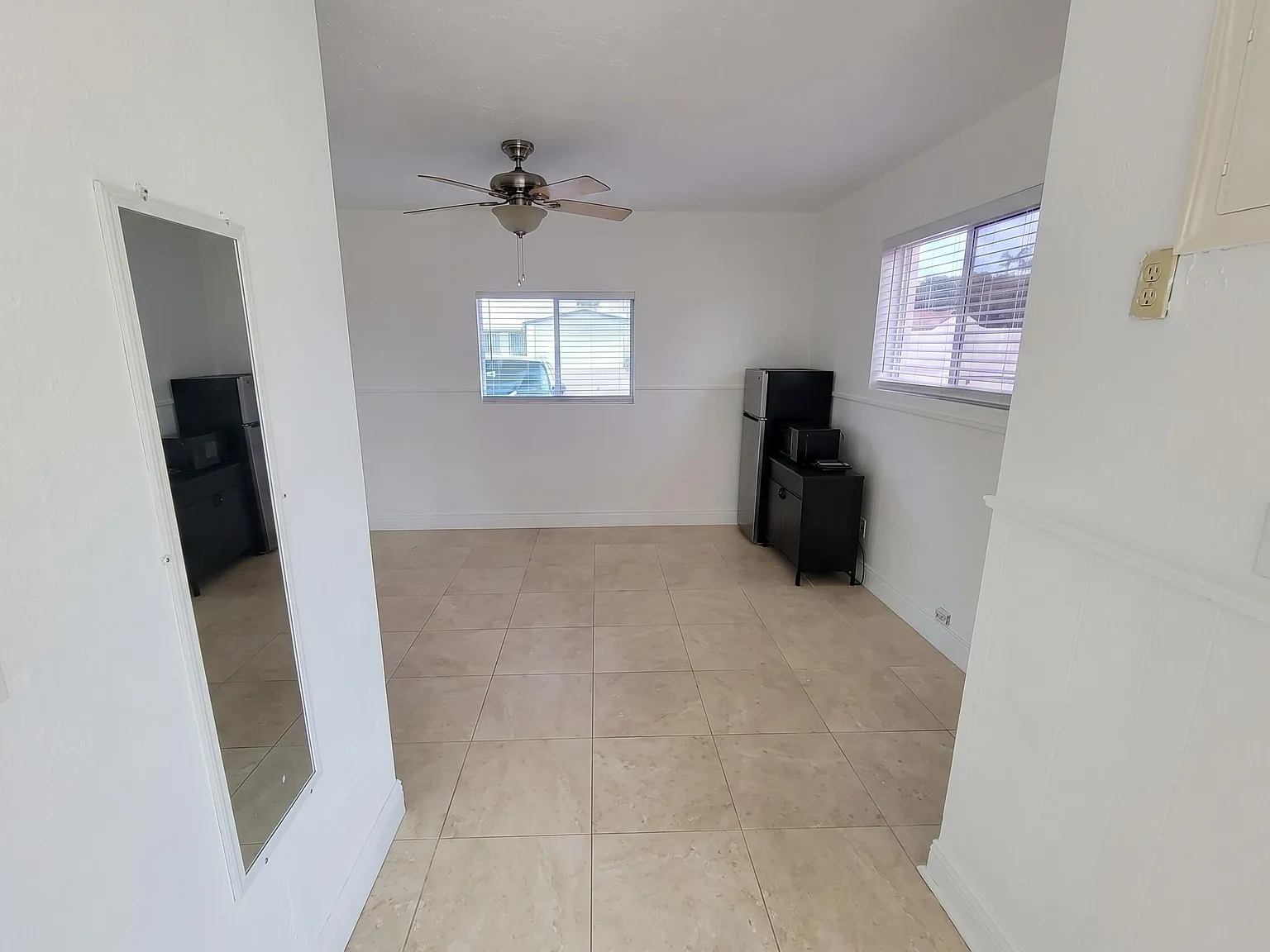 1 bed, 1.0 bath, 350 sqft, $1,395 — Photo 3