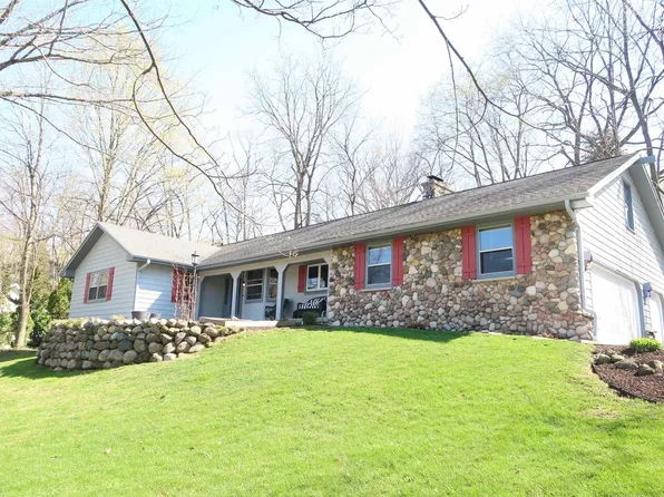 15305 Santa Maria Court, Brookfield, WI 53005