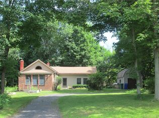 242 Dart Hill Rd, South Windsor, CT 06074