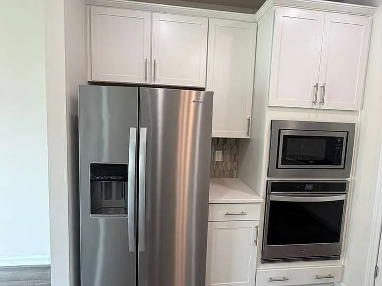 845 Avonmore Dr — Photo 32