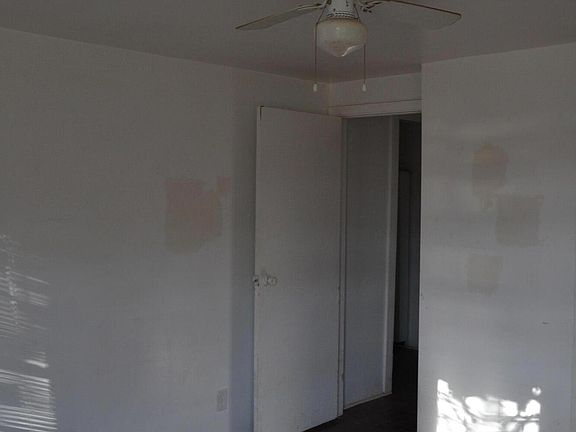5th image of 503 S Milam St Unit A