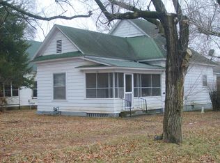 1611 N Locust St, Pittsburg, KS 66762