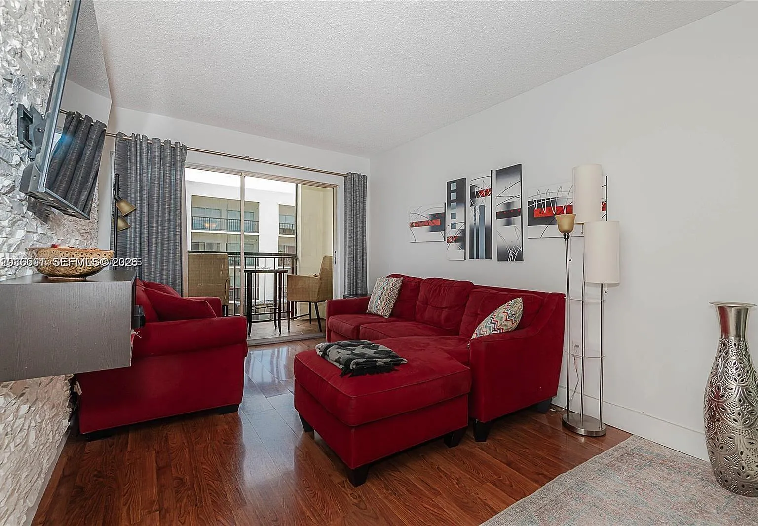 Le Cartier Condo — Photo 4
