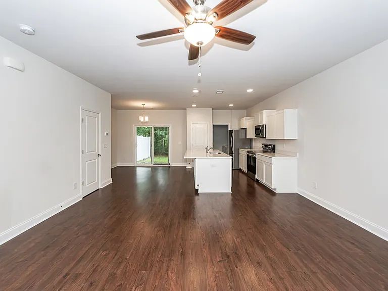 7787 Montview Rd — Photo 33