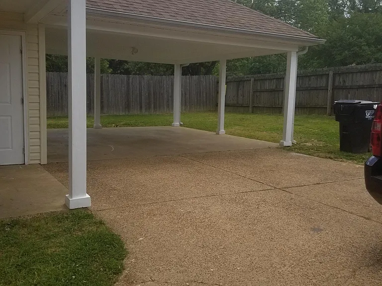 6463 Trysting Oak Dr — Photo 2