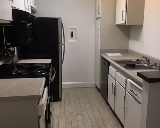 5th image of 23515 Lyons Ave Unit 266