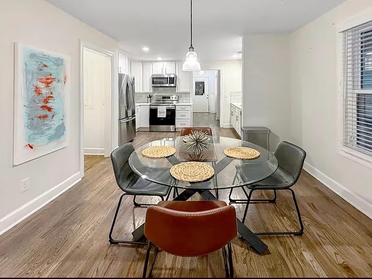 437 Griffin St NW — Photo 9