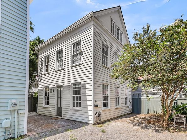 9 Bogard St #8-H