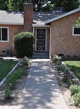 4th image of 3205 E Meadow Avenue