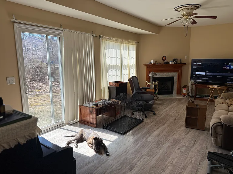 221 Dennis Ave — Photo 3