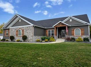 184 Valley View Rd, Doylestown, OH 44230