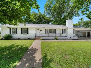 4301 Clayrest Dr NW, Huntsville, AL 35816