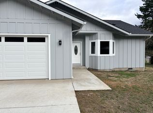 392 Brooks Rd, Carson, WA 98610