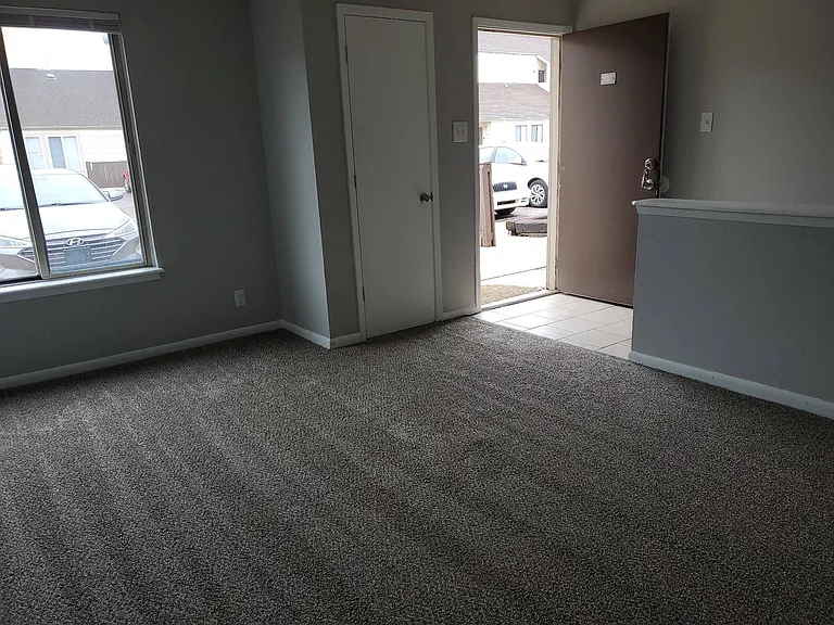 Cimarron Apartments — Photo 79
