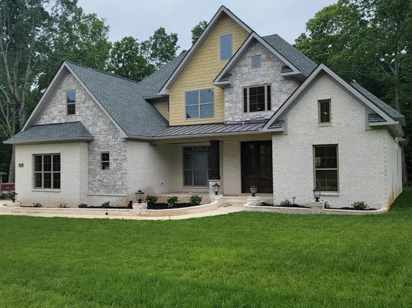 65 Trail Loop Rd SE, Huntsville, AL 35803