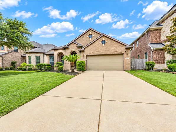 6210 Bristol Path Ln, Sugar Land, TX 77479