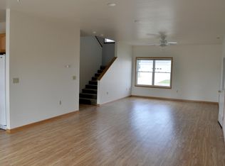 110 Hampton Loop APT 1, Minot Afb, ND 58704