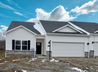 308 Gleneagles Dr, Butler, PA 16001