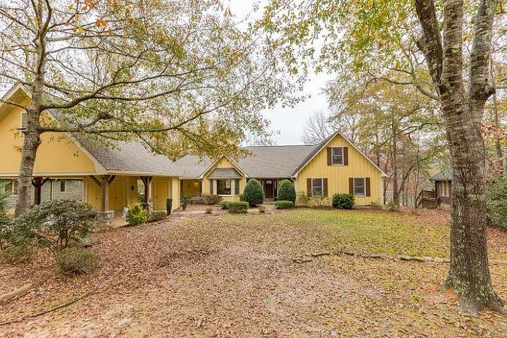 1st image of 123 Lullwater Ln