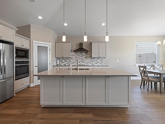 5th image of 2860 Wellness Ct